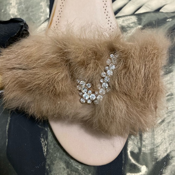 Fur flat Sandal. Size -39 - Picture 7 of 8